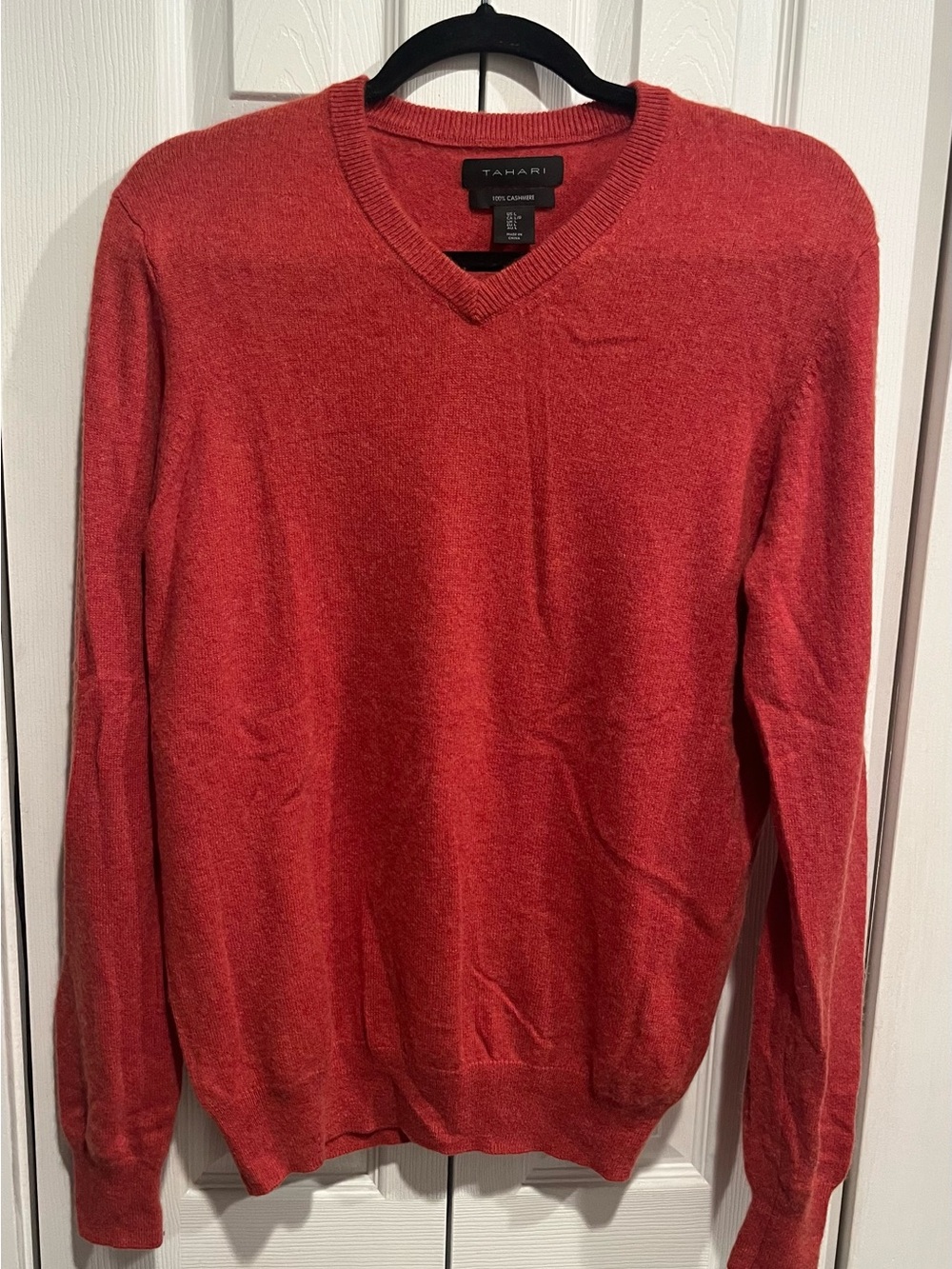 Tahari womens v neck Coral-Red V-Neck Sweater Sz L